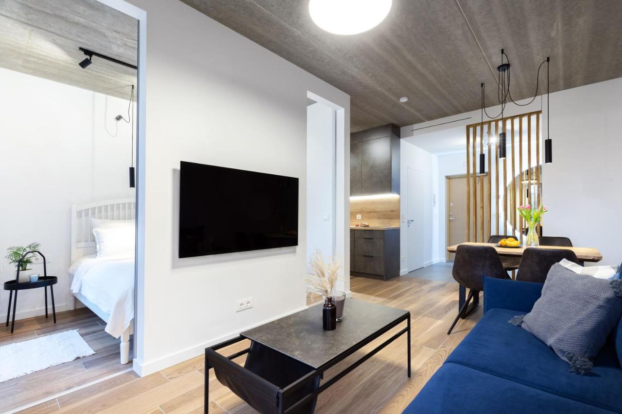City Center Sanctuary Modern Business-Class Studio With Free Parking In The Heart Of Vilnius VNO Exterior foto
