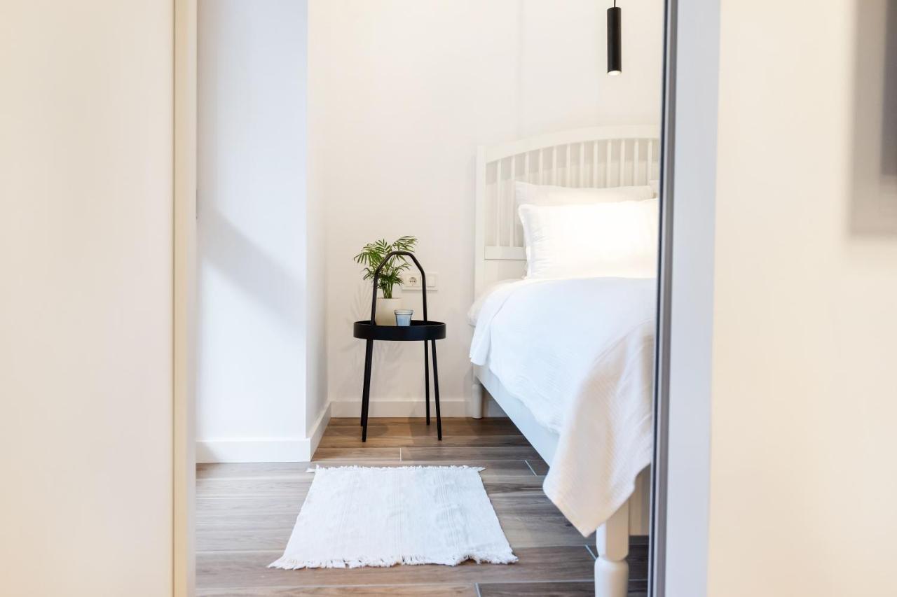 City Center Sanctuary Modern Business-Class Studio With Free Parking In The Heart Of Vilnius VNO Exterior foto